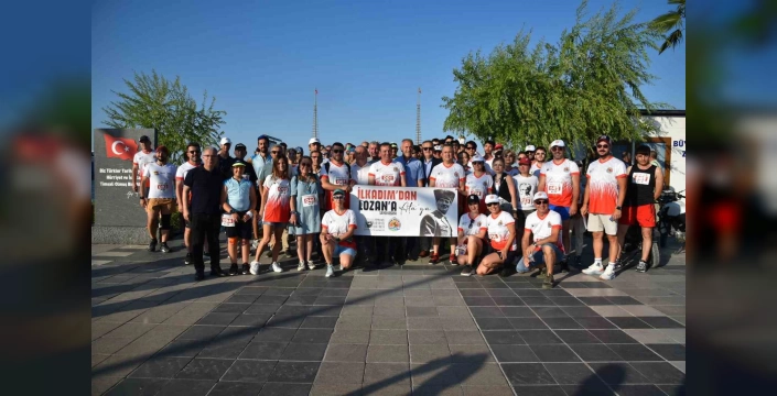 Atakum’da ‘Ata’ya Saygı Koşusu’: Lozan Antlaşması’nın 102. yılı kutlandı