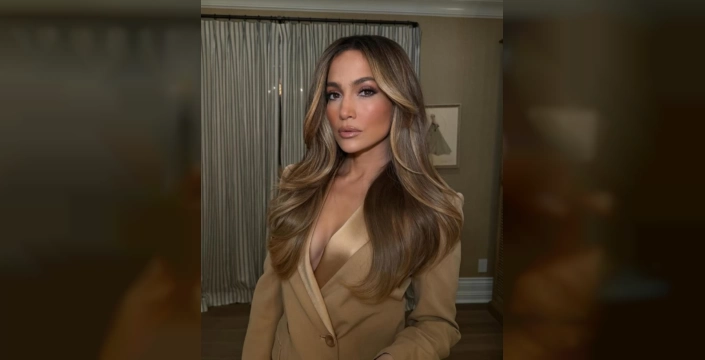 Jennifer Lopez, Antalya'da 56. yaşını kutladı