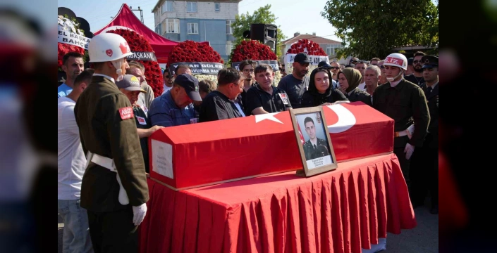 Malatya'da şehit olan Üsteğmen Özsu, Edirne'de toprağa verildi