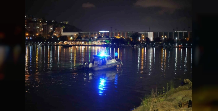 Samsun'da denizde kaybolan Samet Gebesoy için arama çalışmaları devam ediyor