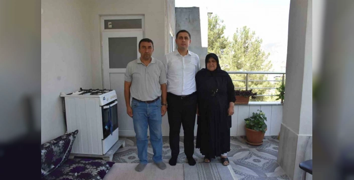 Sason Kaymakamı Başar, şehit ve gazi ailelerini ziyaret etti