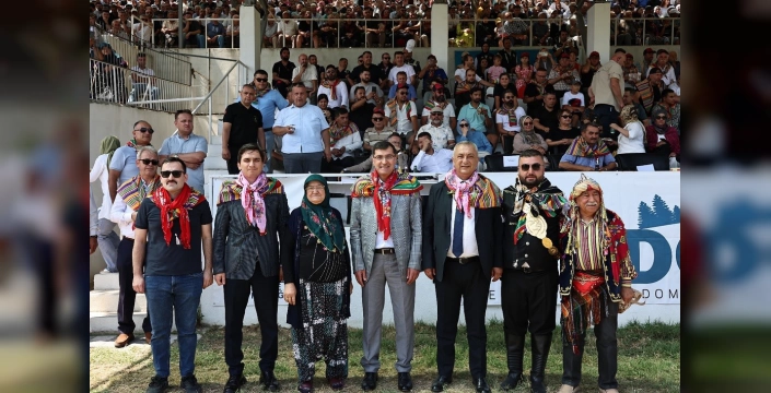 Domaniç Yağlı Pehlivan Güreşleri'nde Nedim Gürel Başpehlivan Oldu