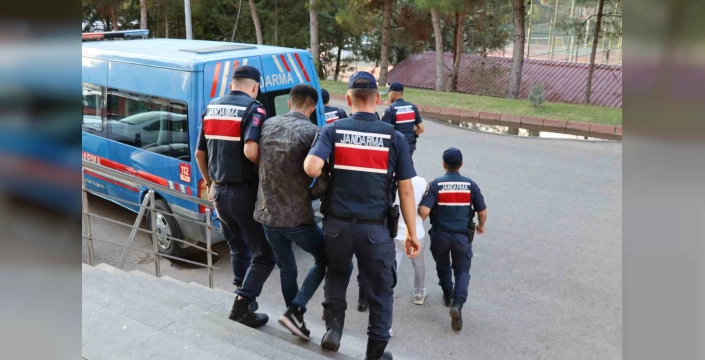 Gaziantep'te göçmen kaçakçılığı operasyonu: 4 şüpheli yakalandı