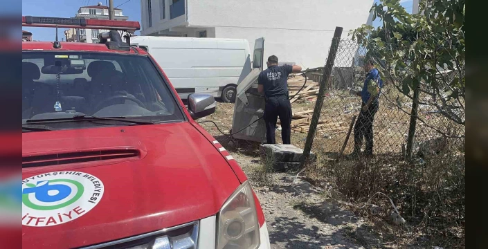 Kapaklı'da çöp konteyneri yandı