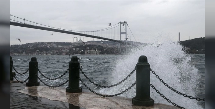 Kuvvetli rüzgarlar devam edecek: Marmara ve Ege'de fırtına uyarısı
