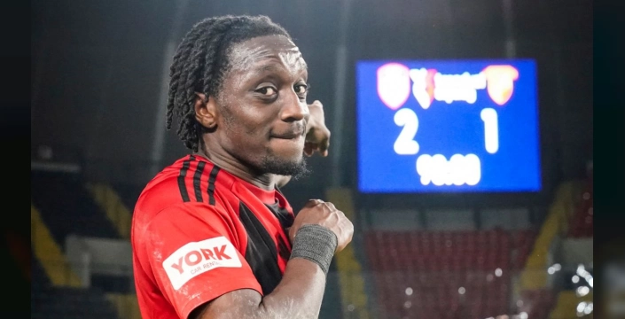 Lungoyi: Galatasaray maçı zor olacak, ama cesur oynamalıyız