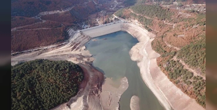 Nilüfer Barajı tamamen kurudu: Bursa susuzluk tehlikesiyle karşı karşıya