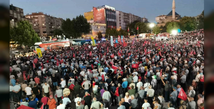 Özel, Kırşehir'de konuştu: Türkiye'nin esas beka sorunu gençlerin yurt dışında hayal kurması