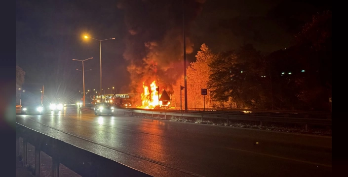 Samsun'da TIR kazası: 8 kilometre alevler içinde yol aldı