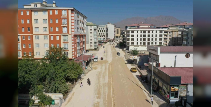 Van'da Terzioğlu Caddesi yenileniyor