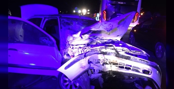 Kastamonu'da traktörle otomobil çarpıştı: 1 ölü, 5 yaralı