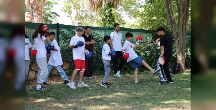 Şanlıurfa Büyükşehir Belediyesi'nin yaz kurslarından 200 binden fazla genç faydalandı