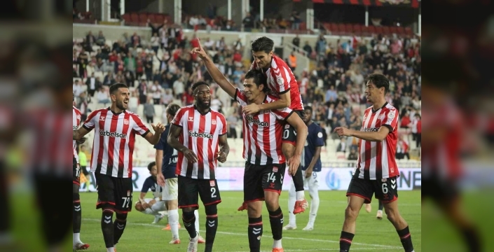 Sivasspor, Sarıyer'i 1-0 mağlup etti