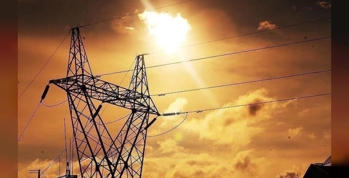 Spot elektrik piyasasında fiyatlar: yarın en yüksek 3 bin 400 lira