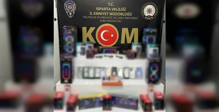 Isparta'da kaçakçılık operasyonu: Çok sayıda elektronik eşya ele geçirildi