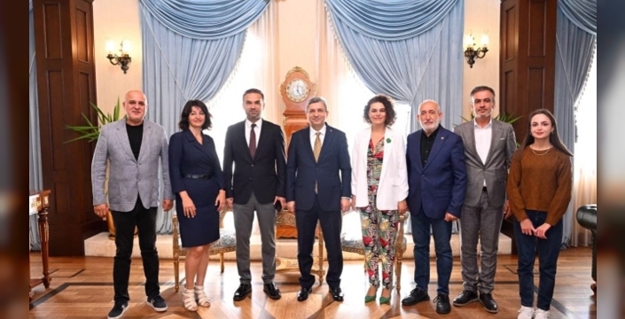 Vali Şahin, yerel medya temsilcileriyle bir araya geldi: İş birliği mesajları verildi