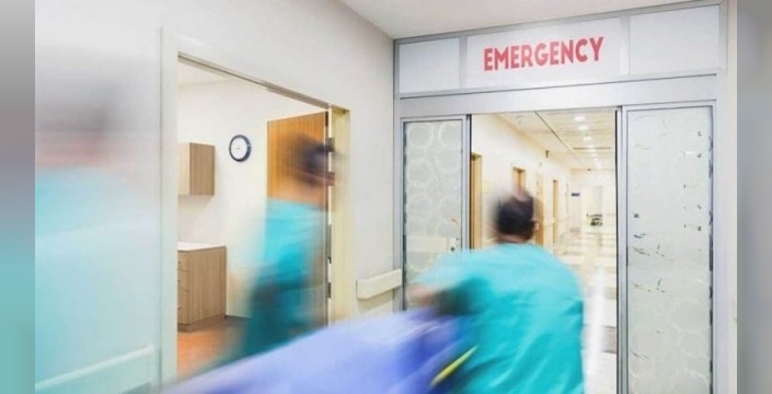 99 yaşındaki büyükanne 64 saat koridorda bekledi: Torunun feryadı yüreklere dokundu!