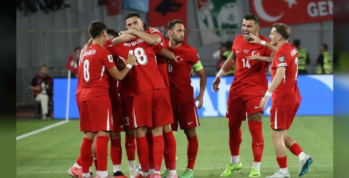 A milli takım, Bursa'da Bulgaristan'ı yenerek hedefine yürüyor