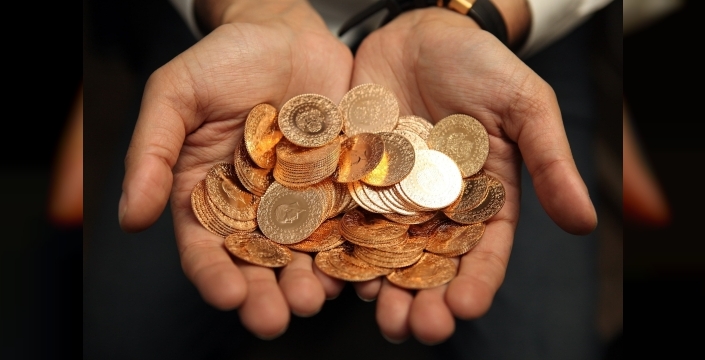 Altın fiyatları şok dalgası yaratıyor: 15 Kasım'da rekor kıran gizemli yükselişin perde arkası!