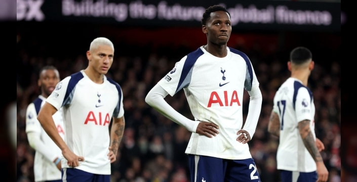 Arsenal 4-1 Tottenham: Thomas Frank taraftarlardan özür diledi, Vicario mücadele eksikliğini kabul etti