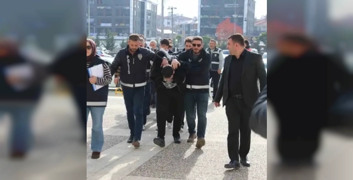 Bolu'da şok dolandırıcılık: Sahte savcılar 140 bin doları böyle gasp etti!