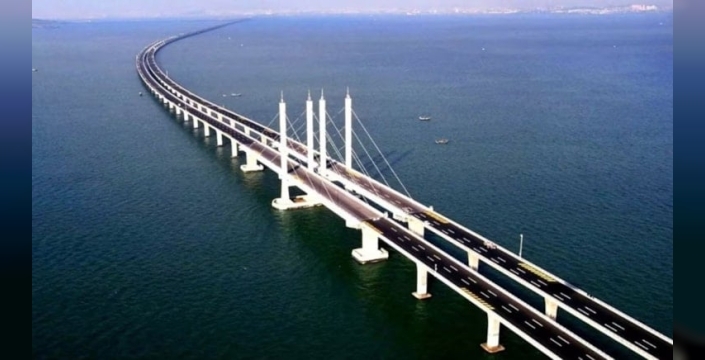 Dünyanın en uzun köprüsü: 2 saatte uçsuz bucaksız bir yolculuk