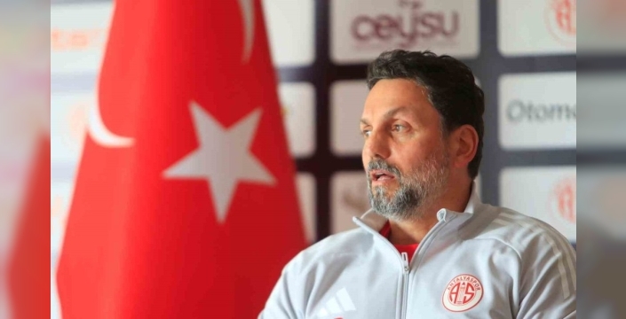 Erol Bulut'tan şok açıklama: Takım içinde hain var!