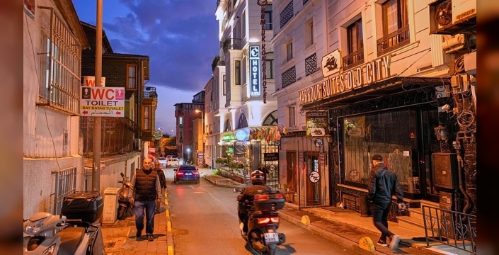 İstanbul'daki otelde zehir gazı nedeniyle dört kişilik aile trajik şekilde hayatını kaybetti