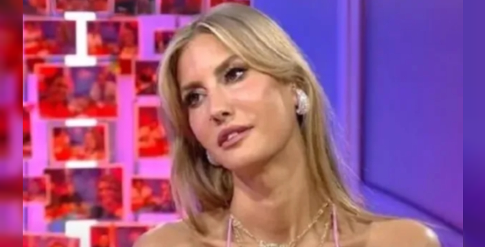 Mine Koşan'dan Çağla Şıkel'e 'tost' yanıtı: Kavga büyüyor!