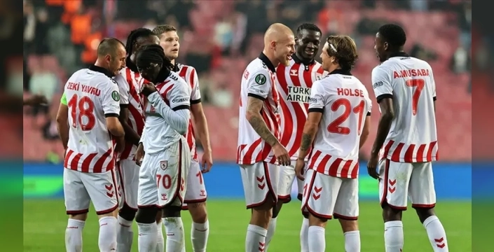 Samsunspor'un kritik sınavı: Alanyaspor karşısında 3 pavan coşkusu