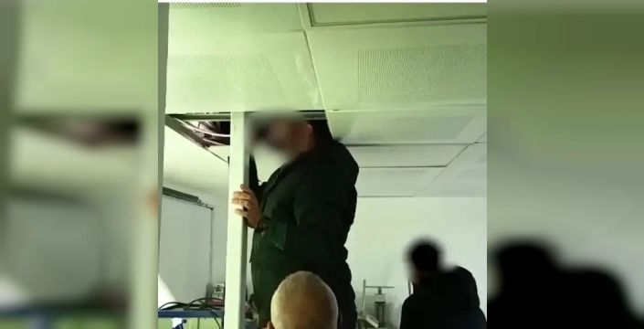 12 Yıl Hapis Cezası Olan Hükümlü, Evrak Dolabı Arkasındaki Gizli Odada Kıskıvrak Yakalandı!