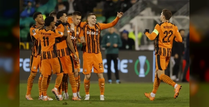 Arda Turan'ın Shakhtar'ı Konferans Ligi'nde ilk 8'e yükseldi