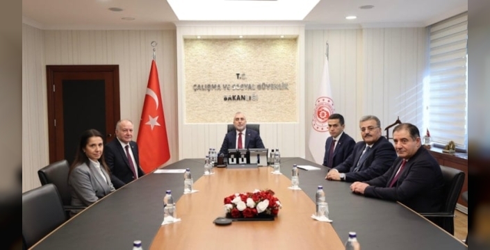 Asgari ücret belirsizliği sürüyor: 8 milyon işçi beklerken pazarlık yok, rakam yok