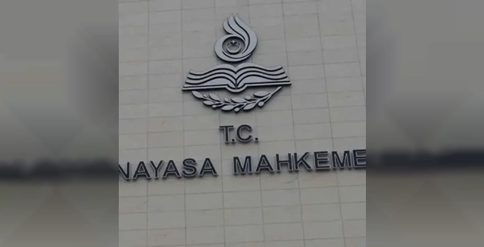 AYM, gümrük müşavirliği için 'yüz kızartıcı suç' kuralını iptal etti