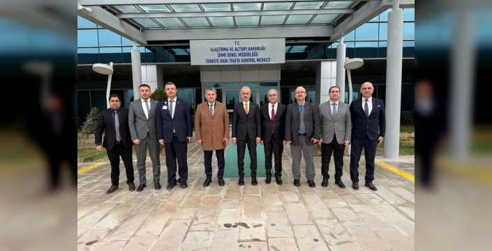 Bakan Uraloğlu, hava sahası hakimiyetini güçlendirme adımlarını inceledi