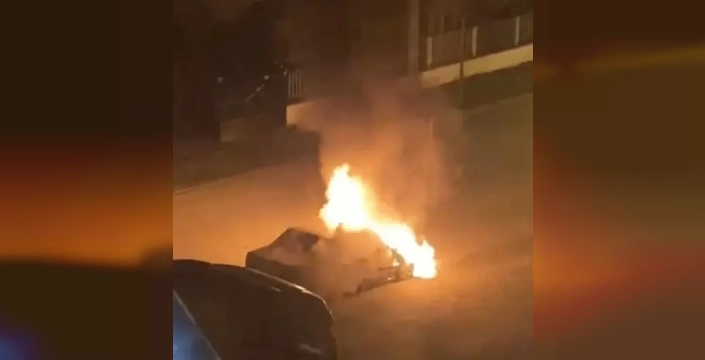 Bolu'da seyir halindeki Tofaş alevler içinde kaldı!