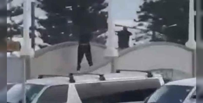 Bondi Plajı'nda silahlı saldırı: İki şüpheli gözaltında