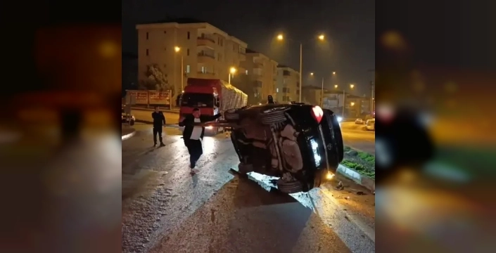 Bursa'da yağmur kazası: Üç kişi yaralandı