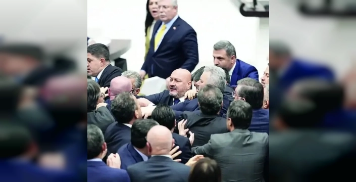 Bütçe görüşmelerinde gergin anlar: CHP ve AK Parti arasında kavga