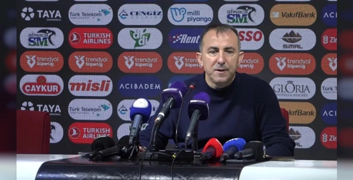 Çaykur Rizespor, Eyüpspor'u 3-0 mağlup etti: