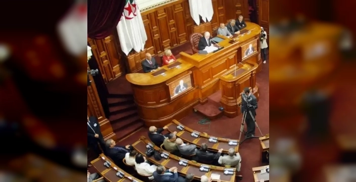 Cezayir Meclisi'nden Fransız sömürgeciliğine karşı tarihi adım