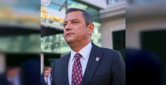 CHP'de 'çift başlılık' endişesi: Yeni yapılanma tartışma yarattı