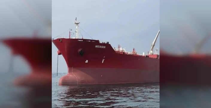 Dakar açıklarında petrol tankeri su aldı: Çevre felaketi riskine karşı yoğun çalışma