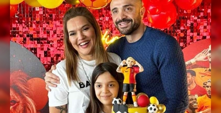 Demet Akalın'ın kızı Hira, dizi dünyasına adım atıyor