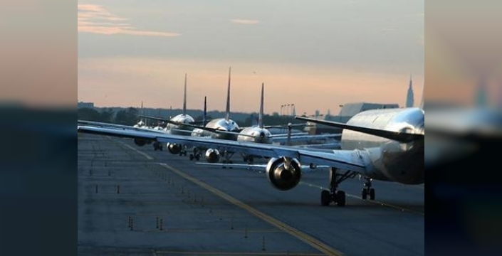 IndiGo'da mürettebat krizi: Dinlenme süresi kuralı 70'ten fazla uçuşu iptal ettirdi