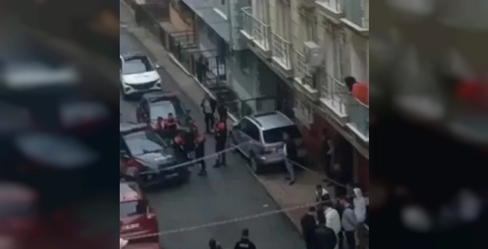 Komşu kavgası büyüdü: Evine silahlı saldırı!