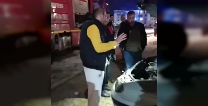 Osmaniye'de park halindeki otomobilde yangın çıktı