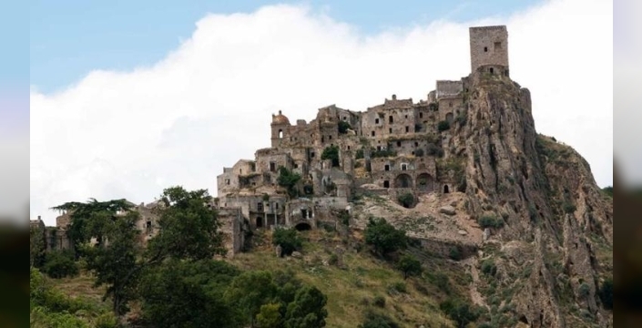 Terk edilmiş 'hayalet şehirler'in gizemli hikayeleri merak uyandırıyor