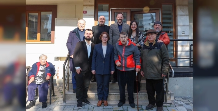 Usta sanatçı Zihni Göktay'a Maltepe'den vefa ziyareti