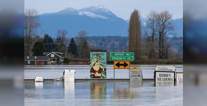 Washington'da sel felaketi: On binlerce kişi tahliye ediliyor